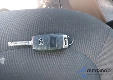 2014 Kia Soul из США, поврежденный, VIN KNDJN2A27E7020844